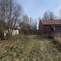 Dom 106m + budynek gospdarczo-garażowy 83m, działka 31,5 ara Łysaków