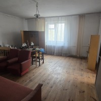 Dom 106m + budynek gospdarczo-garażowy 83m, działka 31,5 ara Łysaków