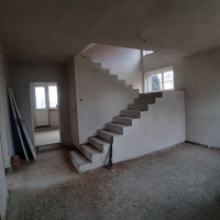 Dom 200m  + budynki gospodarcze Boża Wola