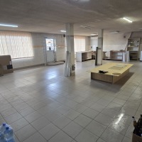 Lokal 196m parter parking witryna przy ulicy pod handel, usługi Łysaków